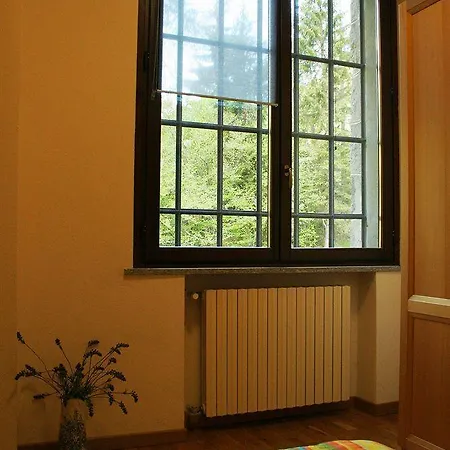 La Ciamusira Hotel *